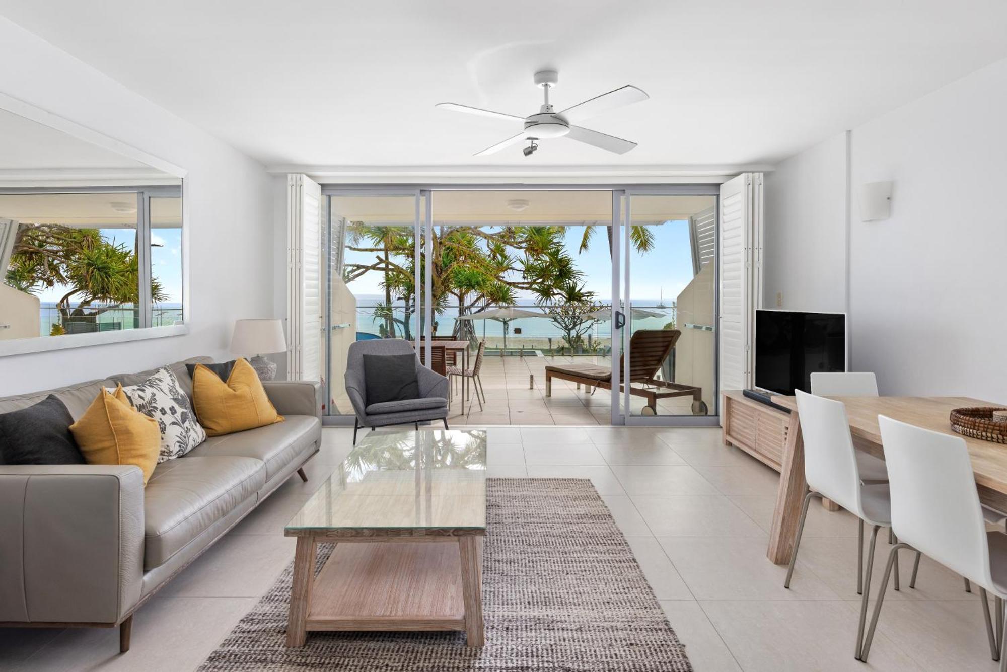 Fairshore 12: Absolute Beachfront, Direct Beach & Pool Access Noosa Heads Esterno foto